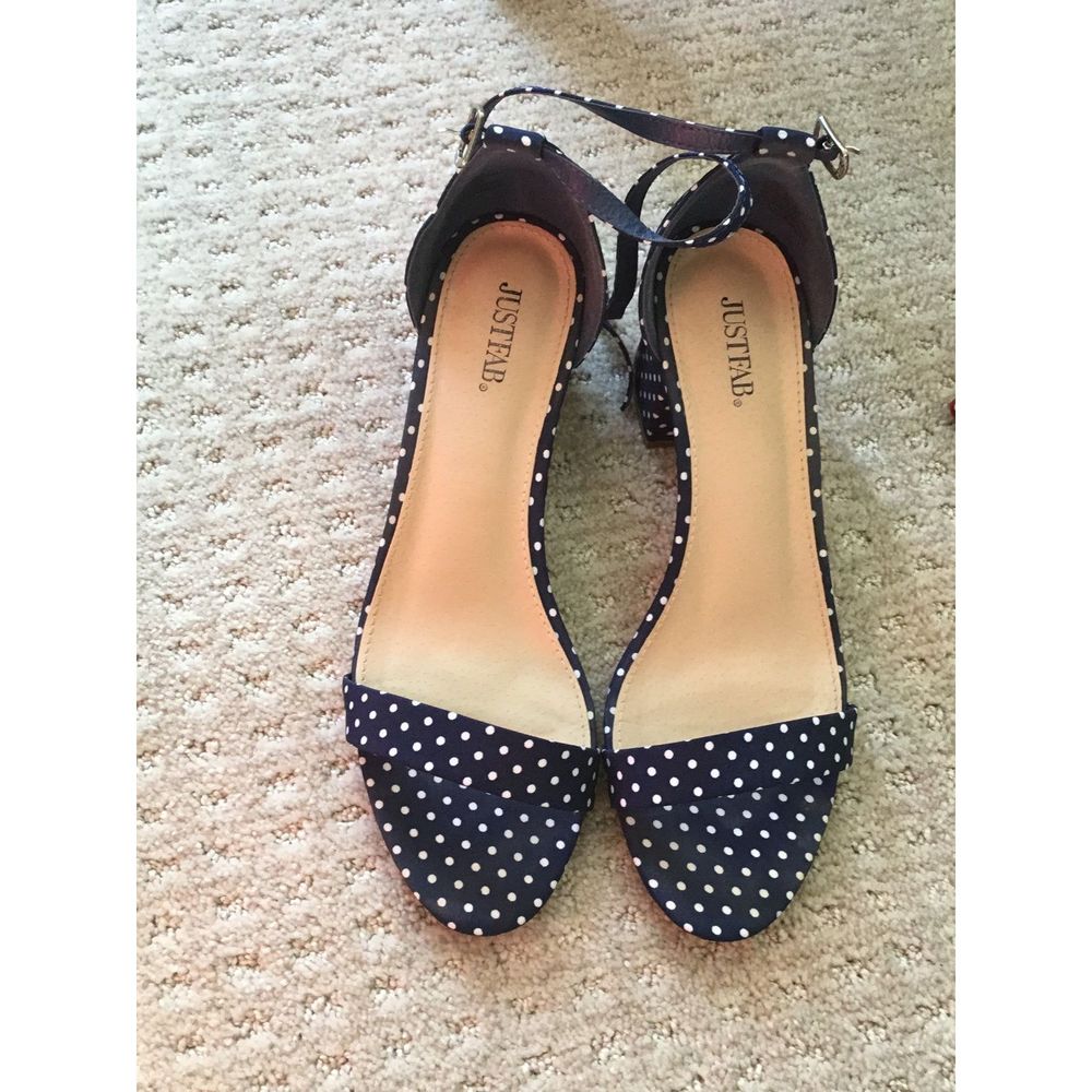 Justfab